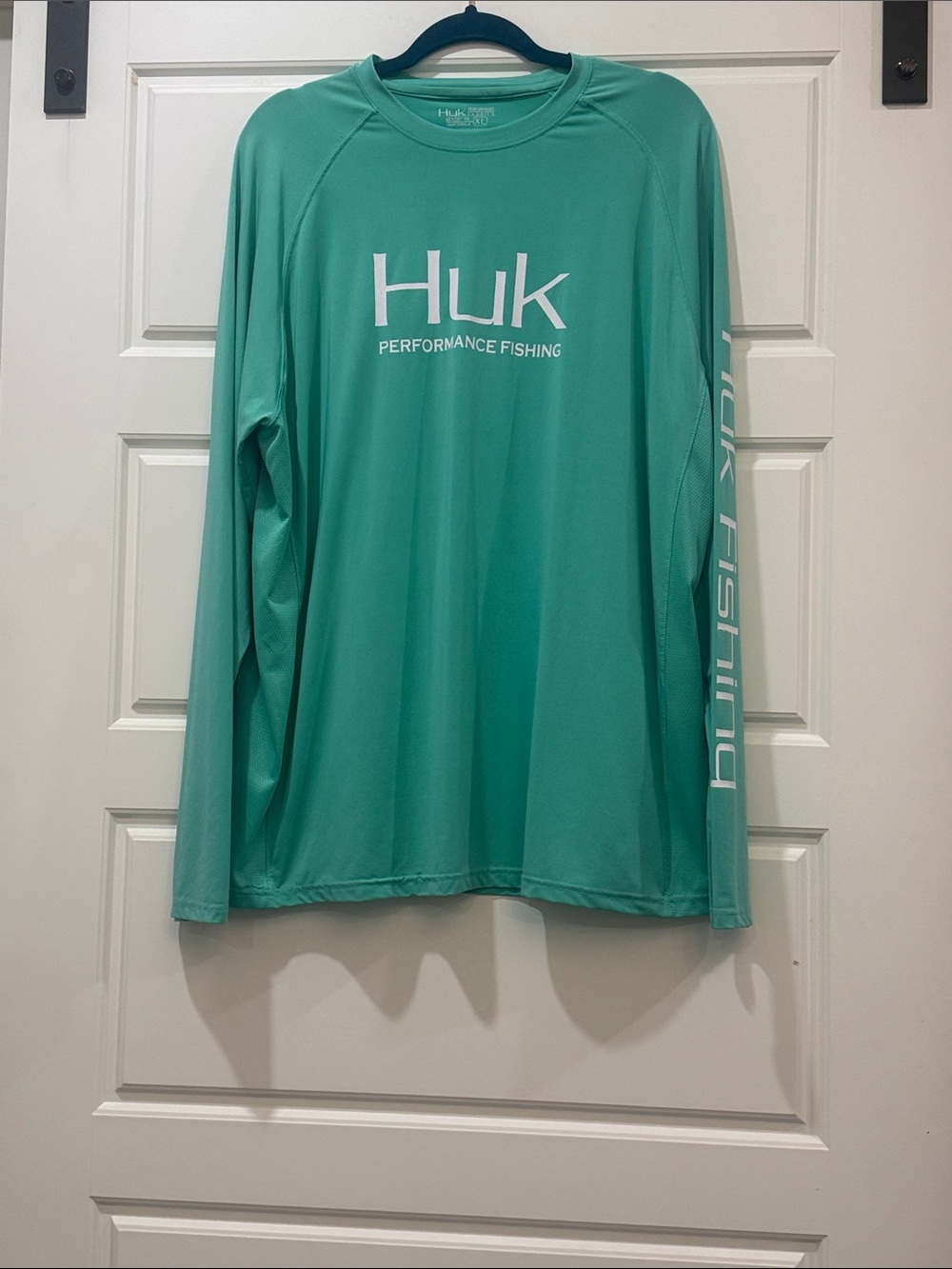 Huk Men's Icon Crew Long Sleeve Fishing Shirt - Patina